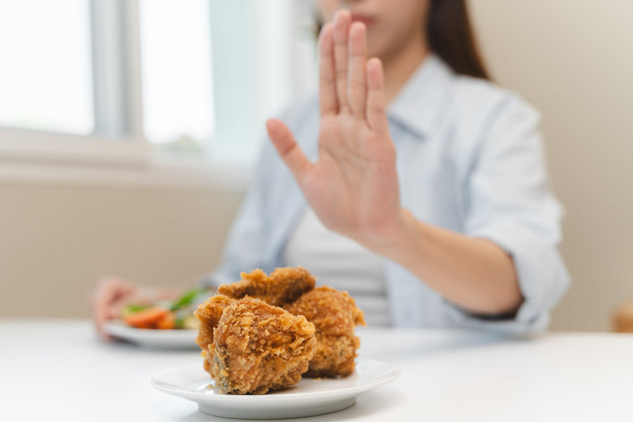 Low Cholesterol Diet vs. Fasting Mimicking Diet: Which Is Better for Weight Loss? - Prolon Life